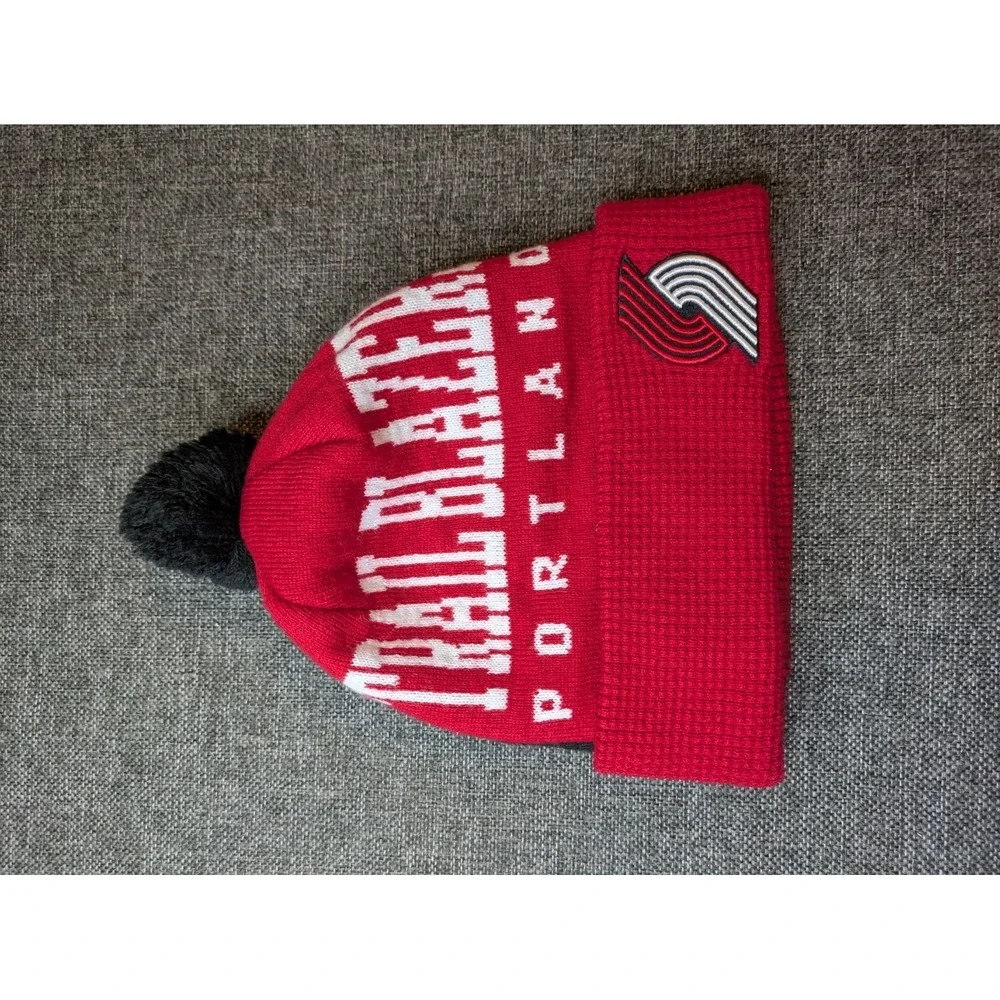 Portland Trail Blazers Youth Beanie Hat  OSFM Red NBA‎ Pom Knit Logo Basketball